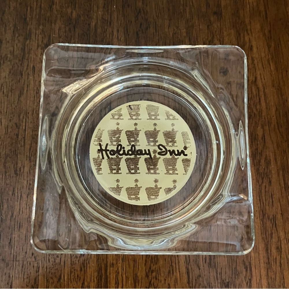 Vintage Holiday Inn glass ashtray. Very good condition.